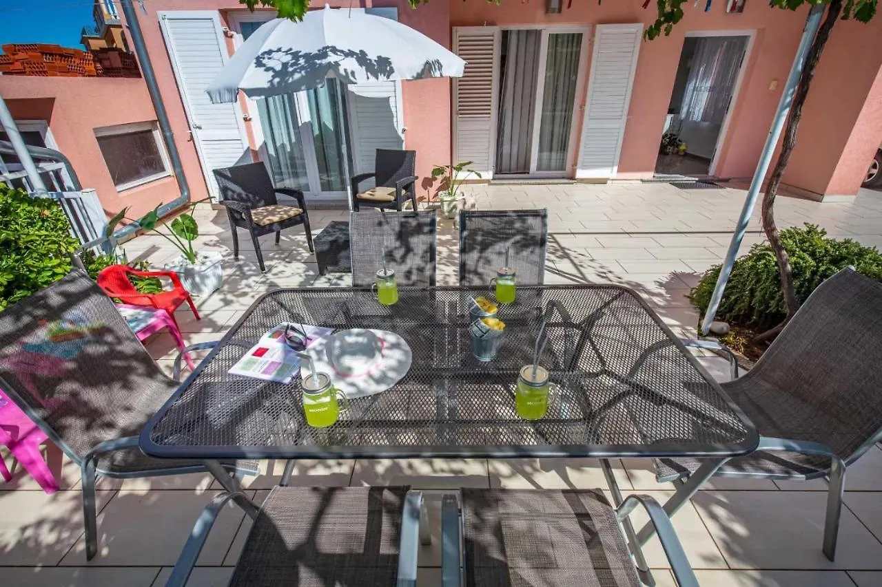 Apartment Apartmani Nicol Crikvenica