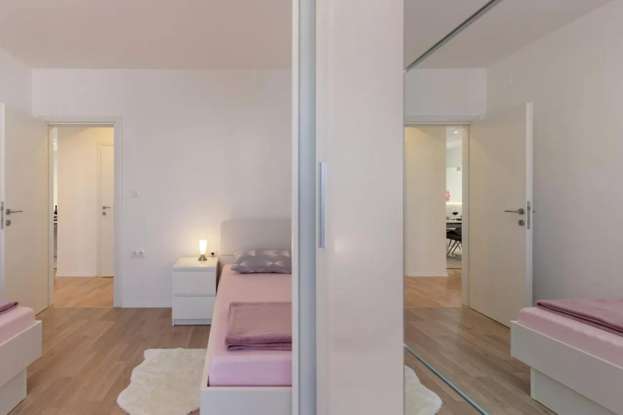 Apartmani Nicol Crikvenica