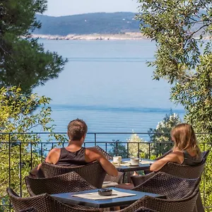 3* krevet i doručak Saint Alliance